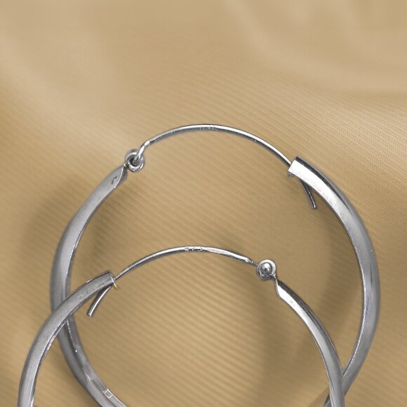 Vintage Classic Sterling Silver Hoop Earrings, Stamped 925, Women's Earrings - Picture 3 of 7